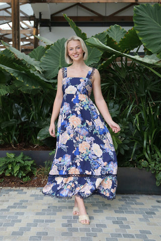 Lauren Maxi